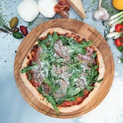 Boska Pizzaplank Friends L - BBQ Accessoires - Eikenhout - Handige Opvanggeul - Ø 34 Cm -Keukengrill Winkel 1200x1200 143