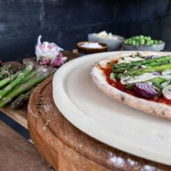 Boska Pizzasteen Deluxe - Voor Oven & BBQ - Knapperige Pizza's - Ø 29.5 Cm - BBQ Accessoires -Keukengrill Winkel 1200x1200 455