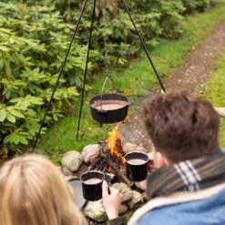 Esschert Design - Driepoot Met Ketting - Haardvuur Accessoires - Staal - Zwart -Keukengrill Winkel 1200x1200 596