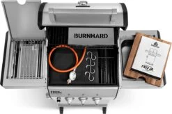 Burnhard Gas BBQ FRED JR. Deluxe - 2 Branders - Incl. Keramische Infraroodbrander & Afdekhoes - Deluxe -Keukengrill Winkel 1200x796 1