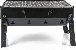 Merkloos Decopatent® Portable Houtskool BBQ - Barbecue - Inklapbaar - Barbecue Houtskool - Tafel Grill - Camping - Strand - Festival - Park -Keukengrill Winkel 1200x797 3