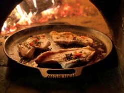 Valhal Outdoor Skillet / Plancha / Koekenpan - Gietijzer - Diameter 35cm, Twee Handvatten, VH35F 29 Valhal Outdoor Skillet / Plancha / Koekenpan - Gietijzer - Diameter 35cm, Twee Handvatten, VH35F -Keukengrill Winkel 1200x900 5