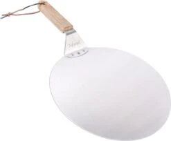 Nowad Pizzaschep RVS Rond Voor BBQ En Oven - 30,5 Cm - Pizzaspatel - Taartschep - Houten Handvat - Ophangbaar - Rond - Vaatwasbestendig - Keukenaccessoires -Keukengrill Winkel 1200x992 1