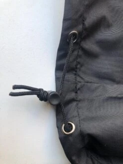 Merkloos Kamado BBQ Large Beschermhoes Cover Tot 25" Inch - Hoes Zwart Groot - O.a. Big Green Egg, Grill Guru, Kamado Joe Classic, Patton, The Bastard, Takumi, Tarrington House -Keukengrill Winkel 899x1200 12